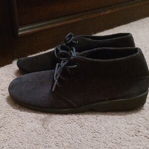 Black Courdaroy Casual Shoes